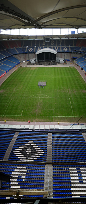 Das Volksparkstadion von innen; Bild größerklickbar